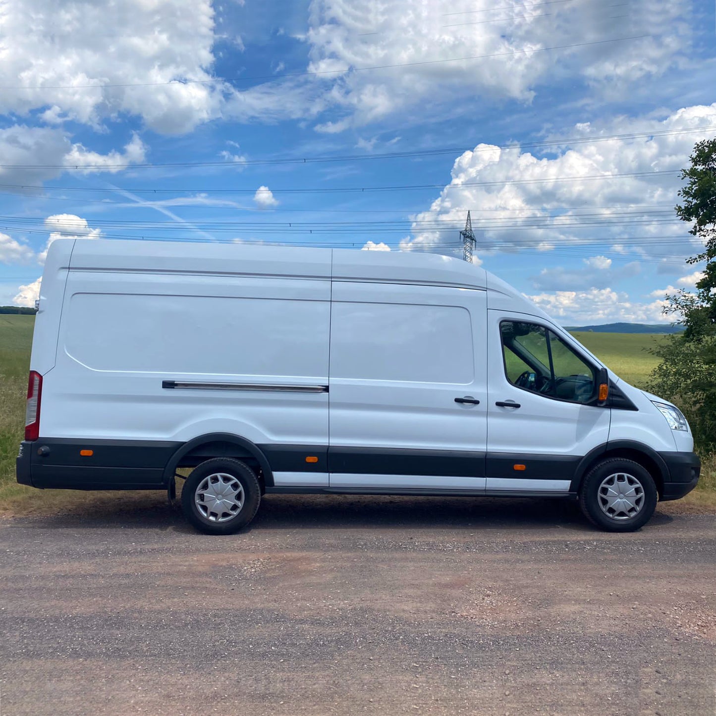 Ford Transit L4H3